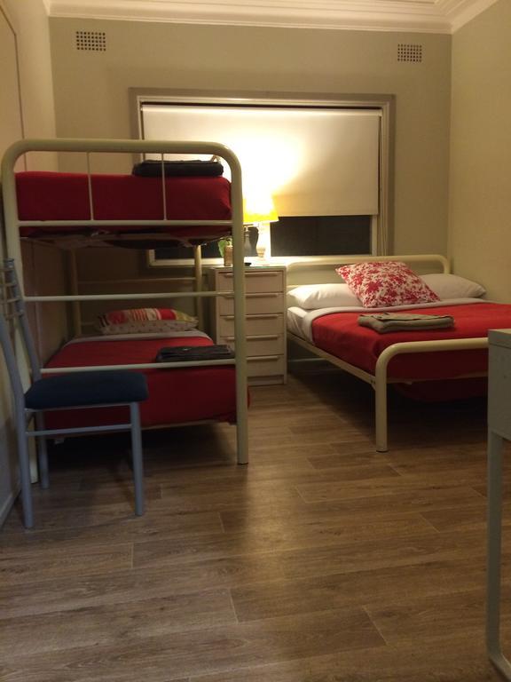 Guesthouse 83 Cronulla Bagian luar foto